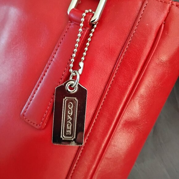 ❤️Vintage COACH #9422 Bonnies Legacy Red Leather Bucket Tote +FOB - Picture 3 of 8